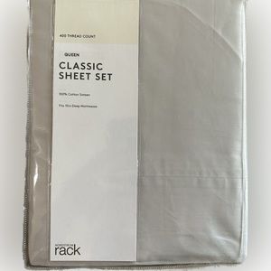 Queen Classic sheet set (400 Thread count) Never Used